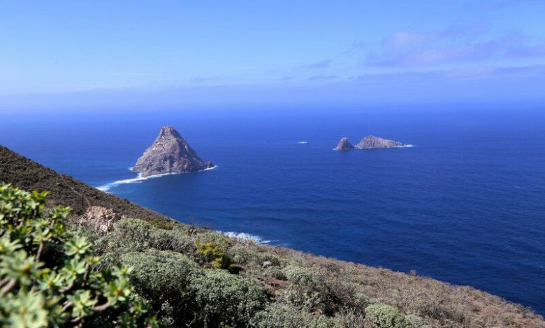 Yüksek oranda e ile karakterize edilen Kanarya Adası Tenerife'den görünüm